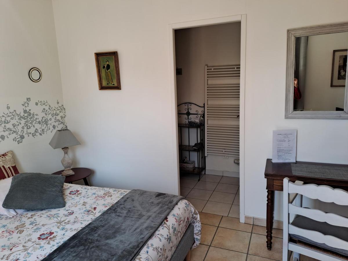 Chambre D'Elisabeth A La Ferme Montépilloy Zewnętrze zdjęcie